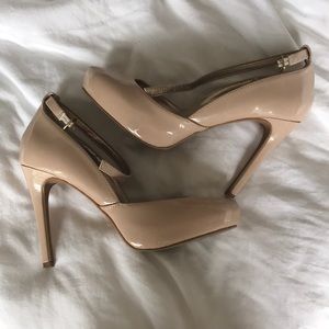 Steve Madden blush nude strappy stilettos 6